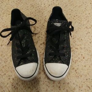 Girls size 2 glitter Converse